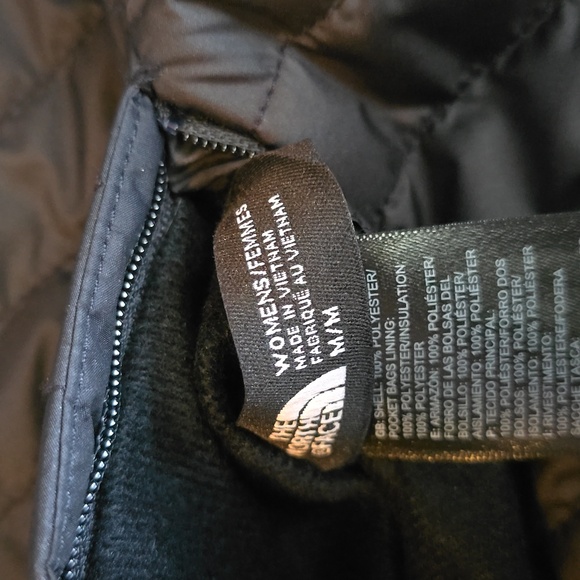 Reversible Northface vest jacket - Picture 8 of 8